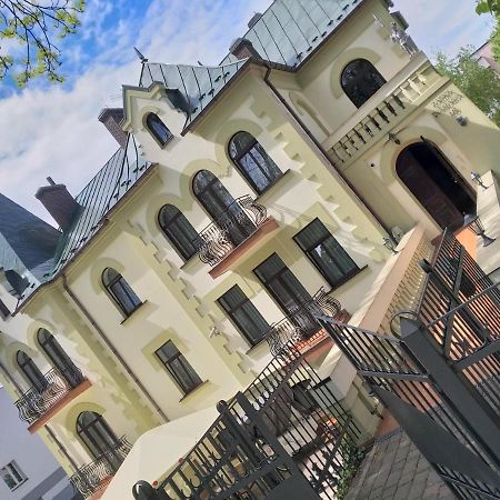 Pensjonat Zamek Derslawa Буско-Здруй Экстерьер фото